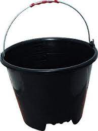BALDE PLÁSTICO PRETO P/CONCRETO 12 Lts